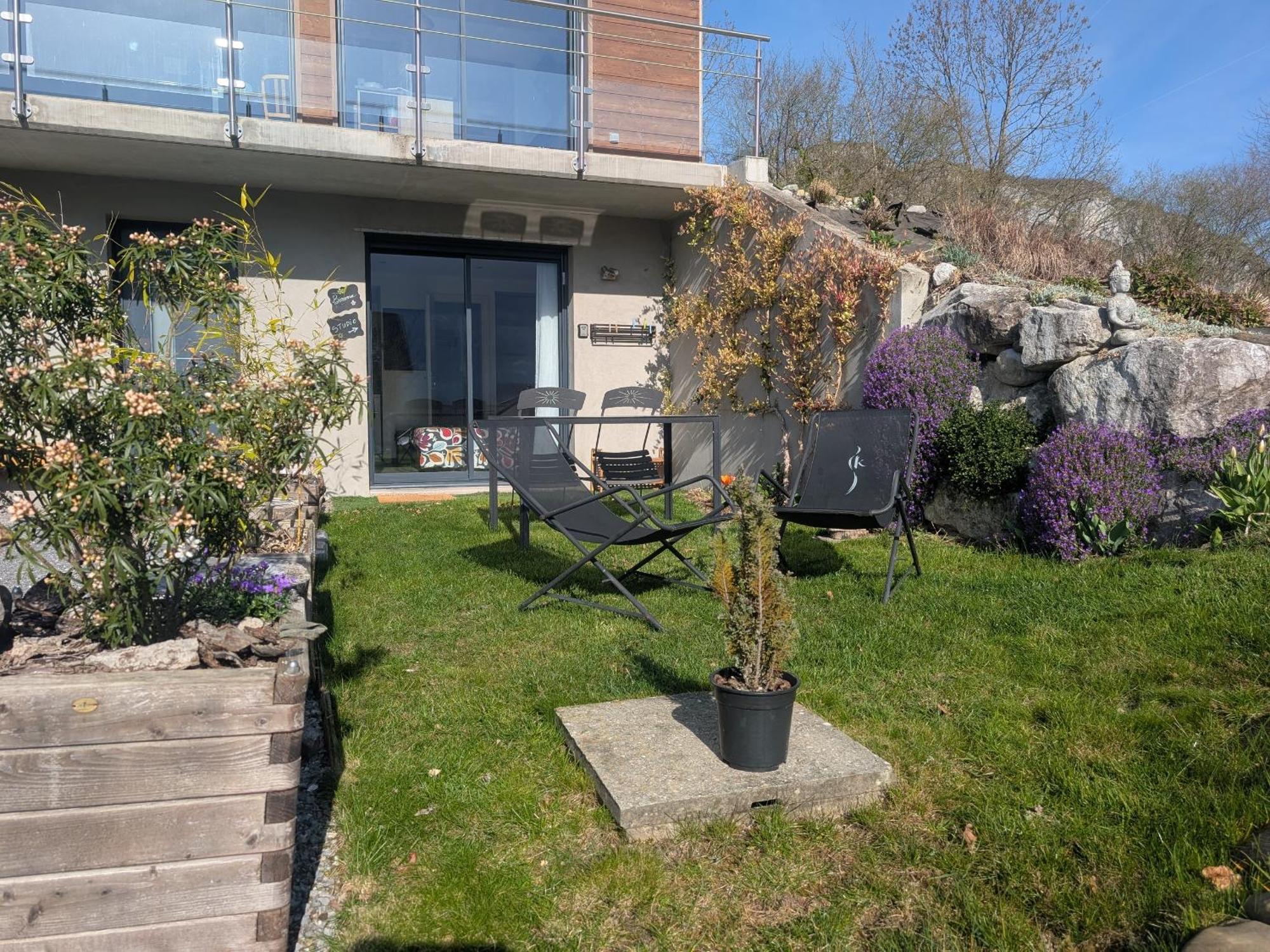 Studio A La Campagne Au Bout Du Lac D'Annecy Doussard Buitenkant foto