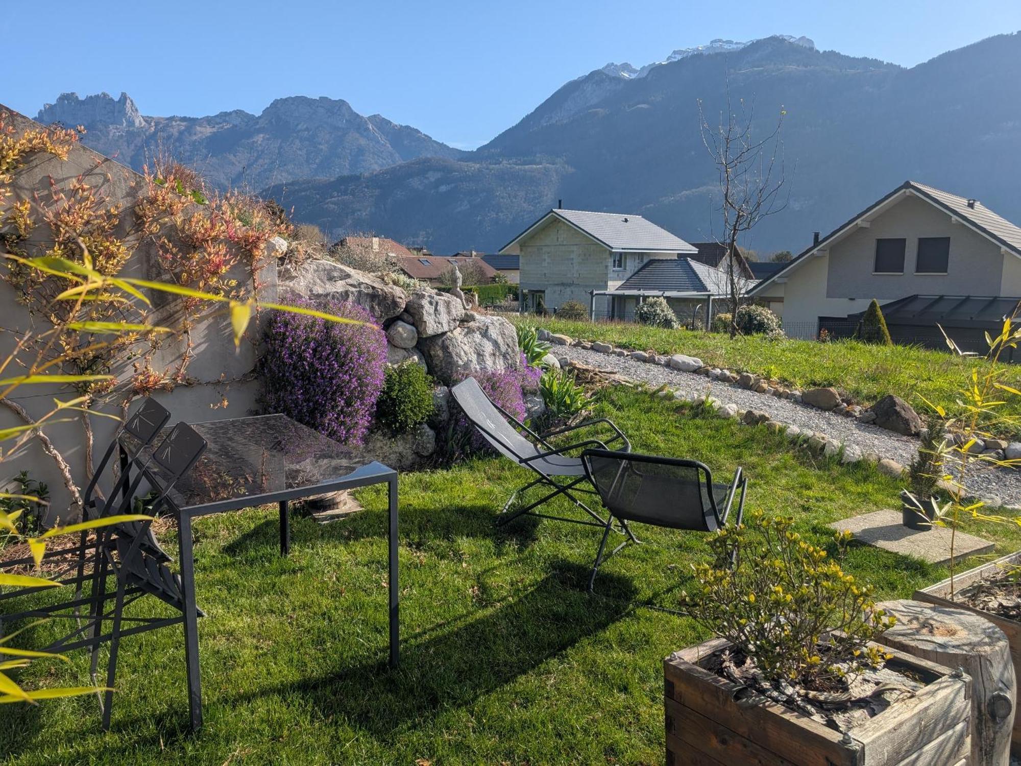 Studio A La Campagne Au Bout Du Lac D'Annecy Doussard Buitenkant foto